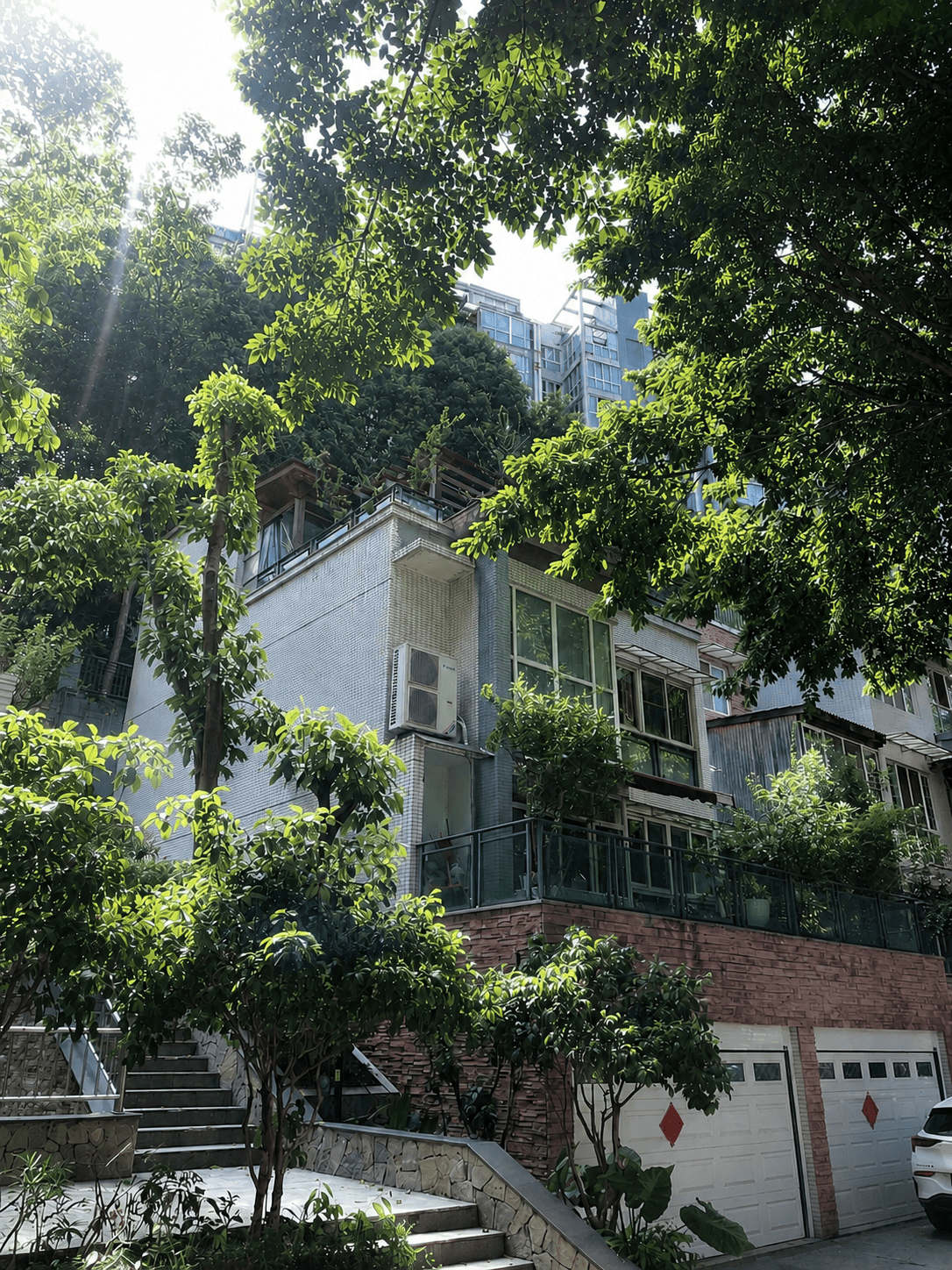 株洲岛居岁月从容升级：小小岛老别墅加装蒂升悦行款电梯
